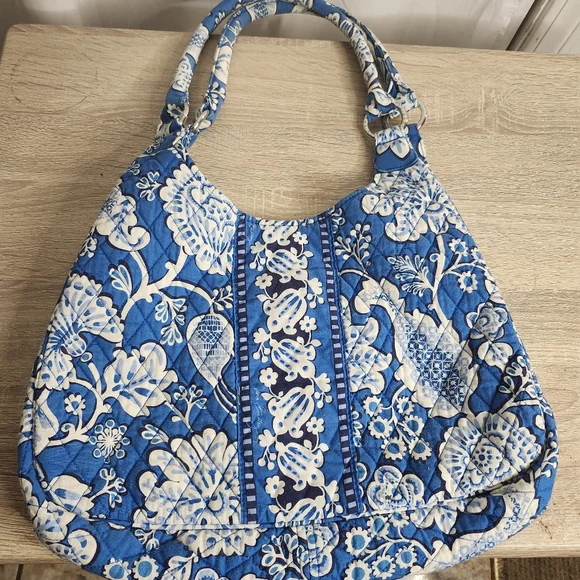 Vera Bradley Medium Retired Pattern Floral Lagoon Blue Floral Women's Bag Purse - Picture 4 of 9